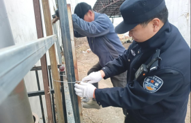 【春雷行动】极端天气来袭 冰城公安化身“守护先锋”保平安