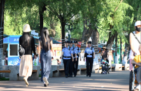 从晨曦到日暮 冰城守岛人的“温度与速度”时刻在线