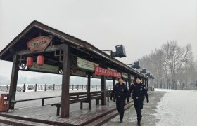 风雪砺警魂 守护暖民心