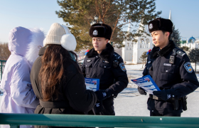 冰城公安：保畅安途  为伏尔加庄园增添动人“警”色