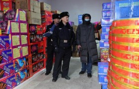 冰城公安：查宣结合 守护春节烟火气