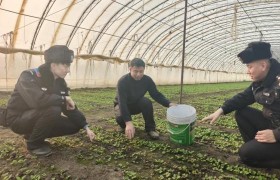 哈市呼兰警方：田间地头“警”色忙 护航春耕正当时