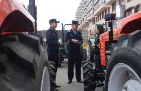 警徽护春耕 黑土绘丰景  冰城公安筑牢春耕安全防线