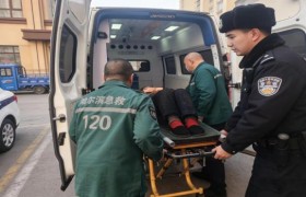 紧急救助突发疾病老人 冰城民警全力守护群众生命安全