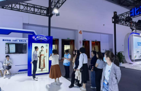 科技科普两翼齐飞 北京首设科普产业展区