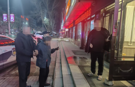 通河公安救助迷路老人，一句“大娘”温暖整个寒夜