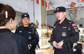 街头“调解室” 守护烟火气