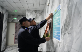 拴好“牵引绳”守住“文明线” 冰城公安织密文明养犬防护网