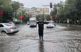 闻汛而动 向险而行 通河公安全力迎战极端暴雨 守护一方平安
