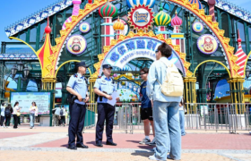 冰城公安：用脚步丈量夏日平安 以真情擦亮服务底色