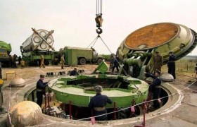 距离仅中国900公里，悄无声息建10000座碉堡，暗藏2000枚洲际导弹