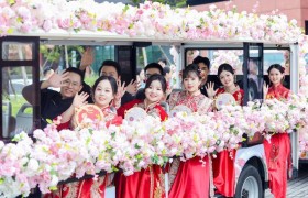 七夕，成都18对新人在世博园写下“我愿意”