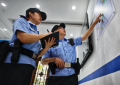 师者如灯  她循着银发警徽下的足迹坚定前行