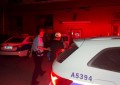 老人外出身体不适 民警暖心护送回家