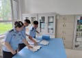 通河公安开展易制毒化学品安全检查，筑牢校园禁毒防线