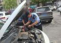先锋派出所“暖心双响”：巡逻中高峰排堵解急难 街头抢修显担当