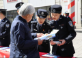 百年老街反诈宣防 冰城公安守护“养老钱