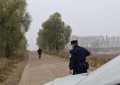 风雪中的温暖守护  民警助迷路工人归家